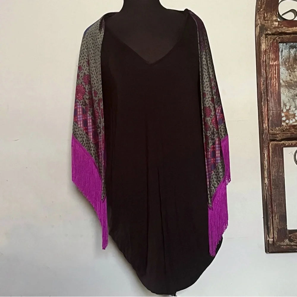 RAMPAGE blouse and poncho - Picture 4 of 16